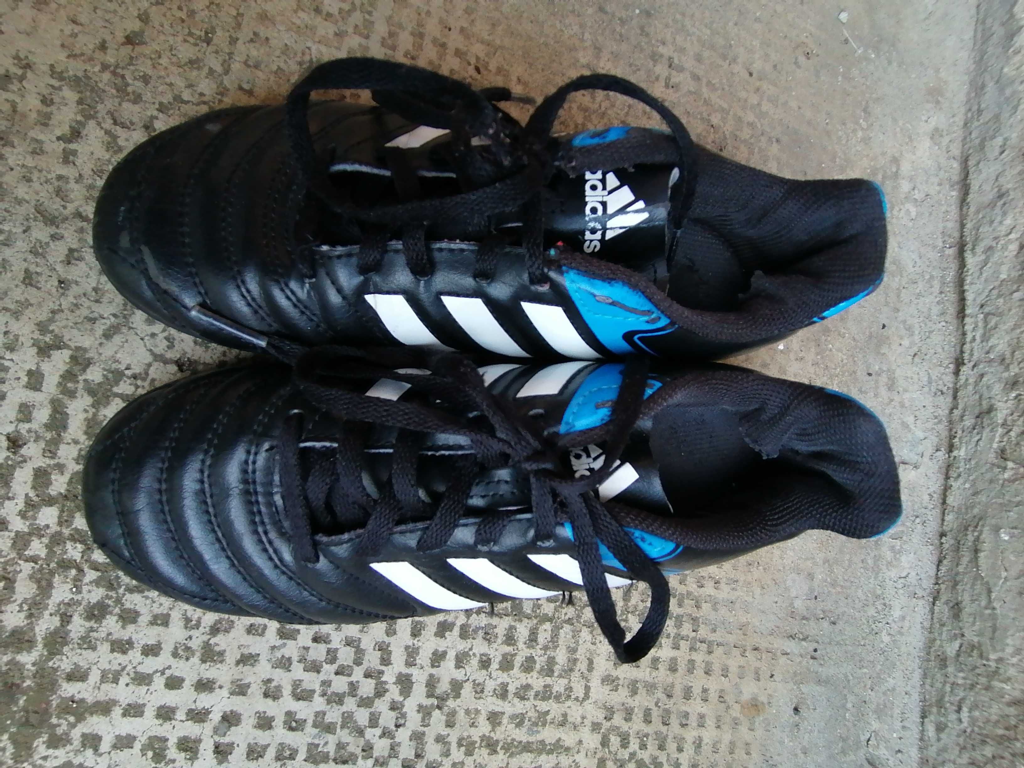 adidasi fotbal ADIDAS, marimea 34