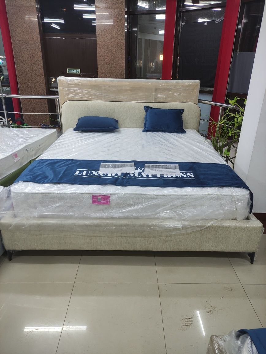 Кровать новая современный дизайн, идиальное качество