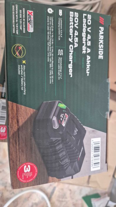 НОВО Parkside Бързо зарядно за батерии 20V, ГАРАНЦИЯ