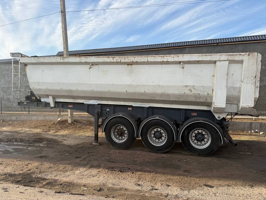 Полу Прицеп Самосвал
CEYTECH 1