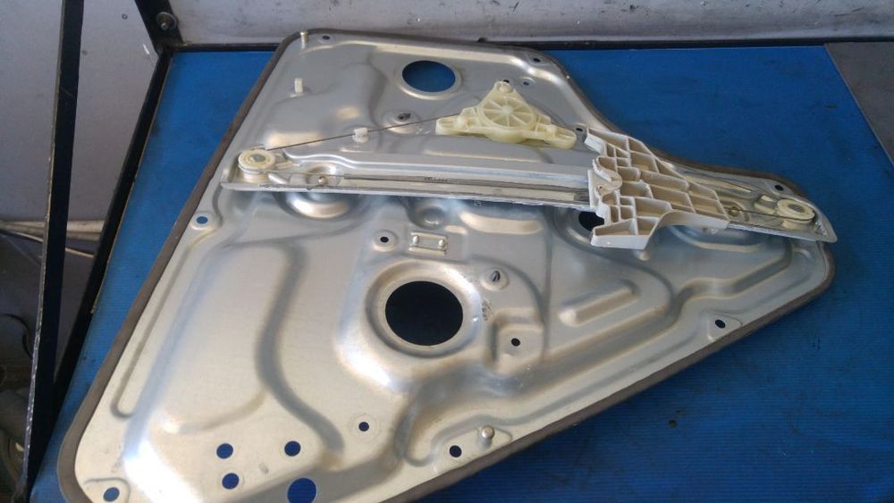 macara motoras usa dreapta spate hyundai ix20 83480-1k010