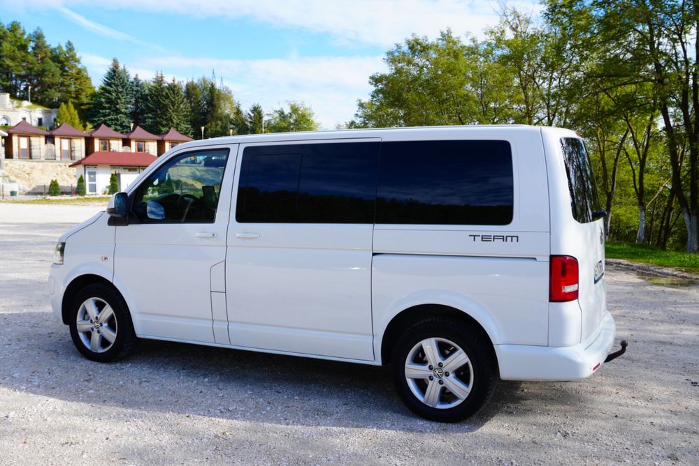 Volkswagen Caravelle 2.0 tdi 180 cp