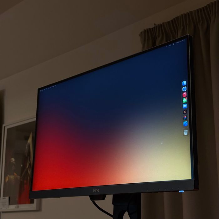 Професионален монитор BenQ PD2705Q-T