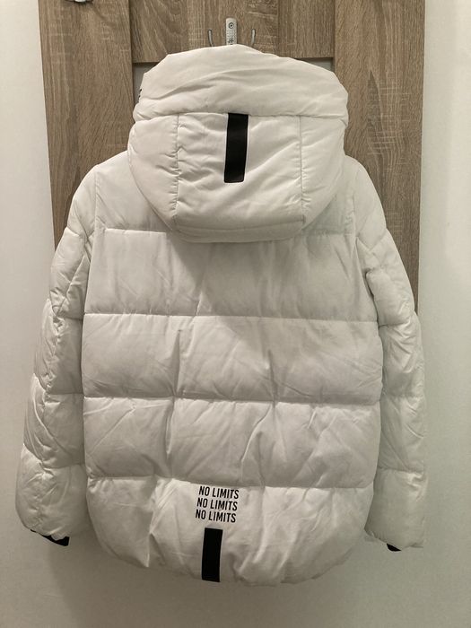 Яке Colin's ново