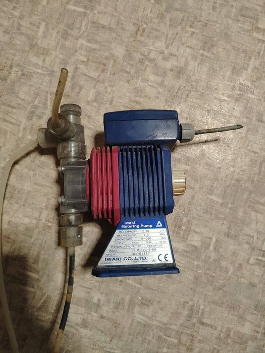 Электромагнитный дозирующий насос