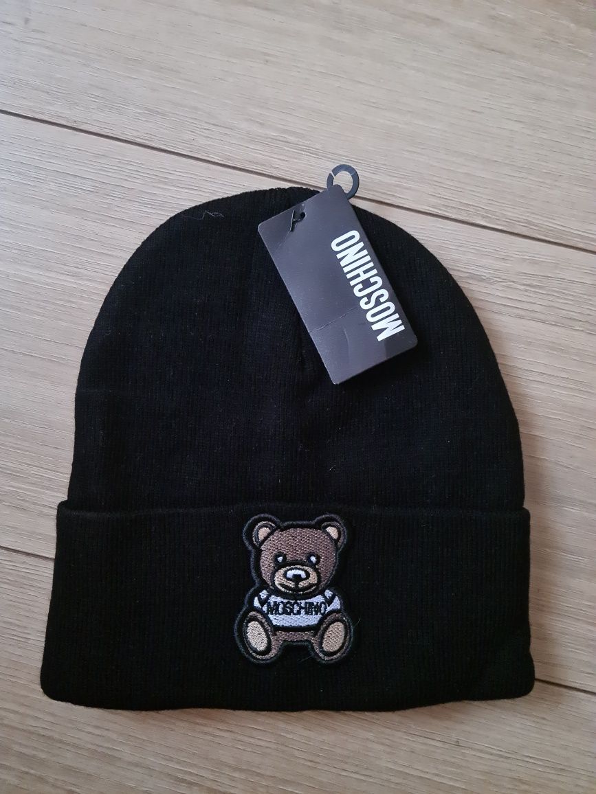 Căciuli unisex diverse branduri
