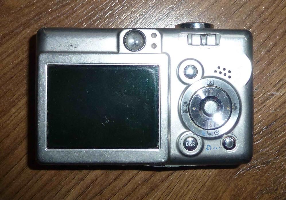 фотоапарат CANON IXUS 40 за части