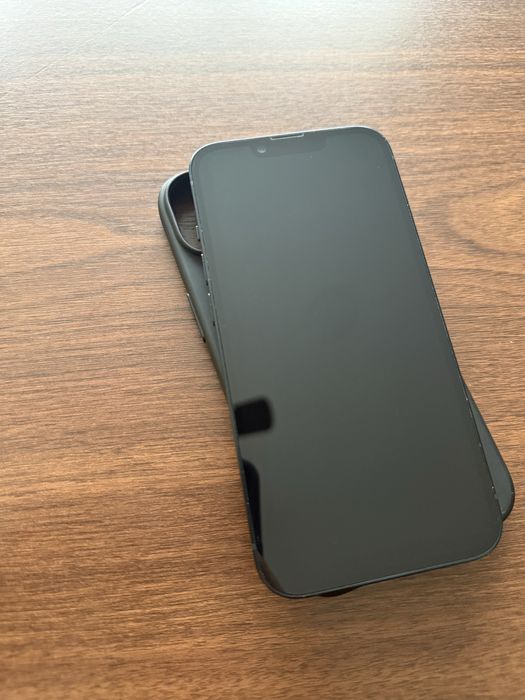 Продавам iphone 14 128Gb