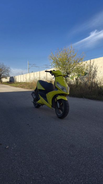 Продавам скутер с ДОКУМЕНТИ