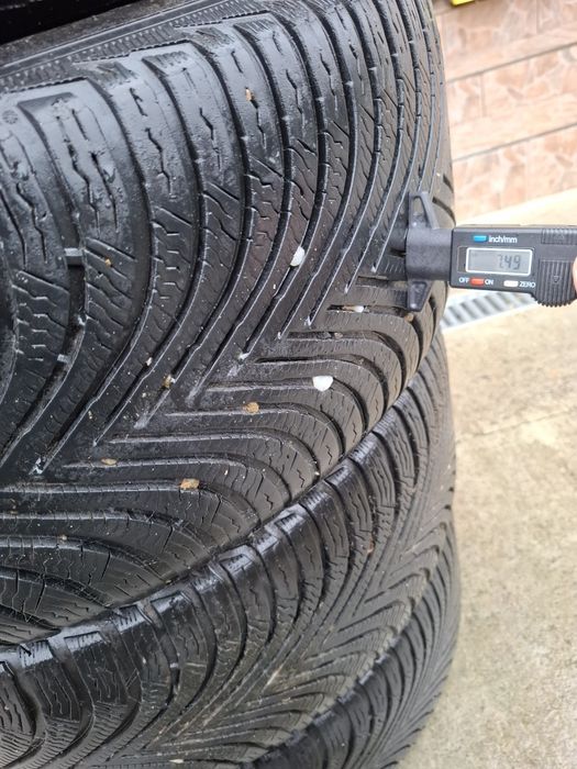 Cauciucuri iarnă 225 55 17 Michelin