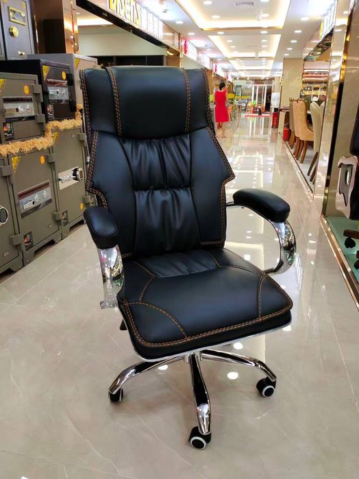 Кресло офисное и для дома кожаное