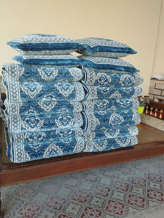 Yangi Koʻrpacha 6ta, yotiq avra 4ta gilamnusha