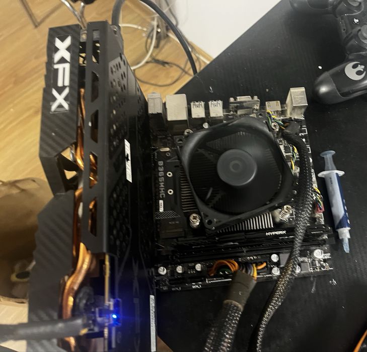 Kit procesor I7 9700kf +placa de baza