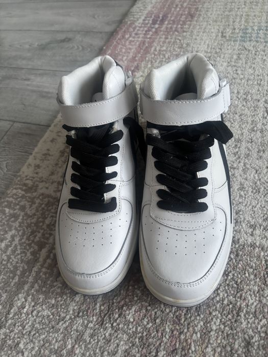 Vand adidasi marimea 41