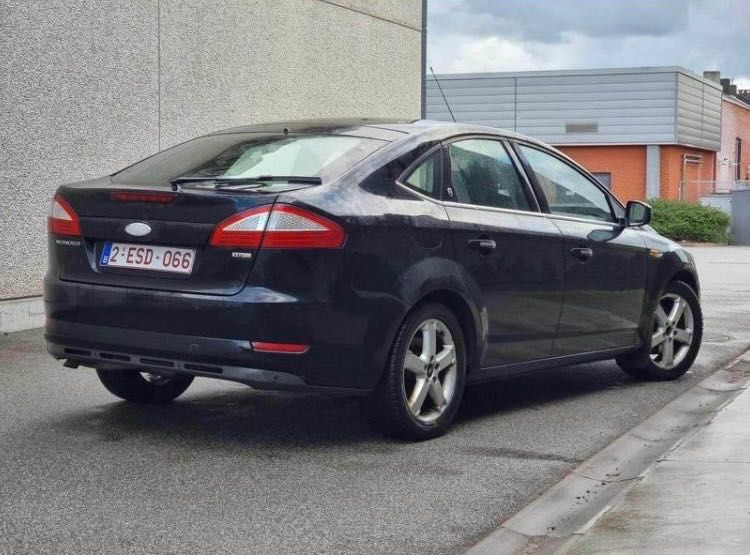 Ford Mondeo, 1.8, GHIA, recent adus