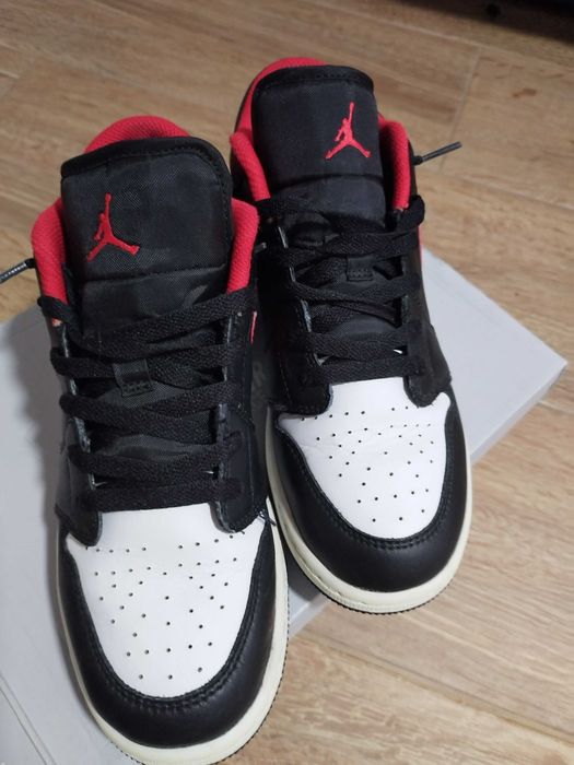 Sneakers  Nike Jordan1 low