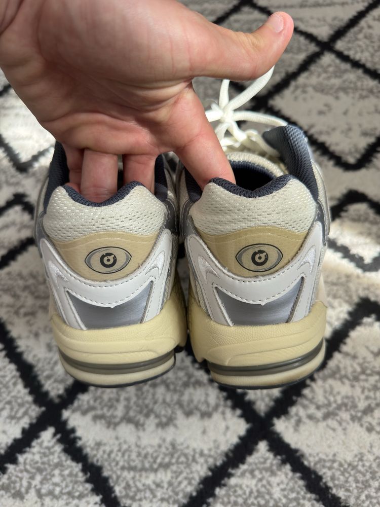 Adidas Bad Bunny Response CL Marime 43 Dad Shoe