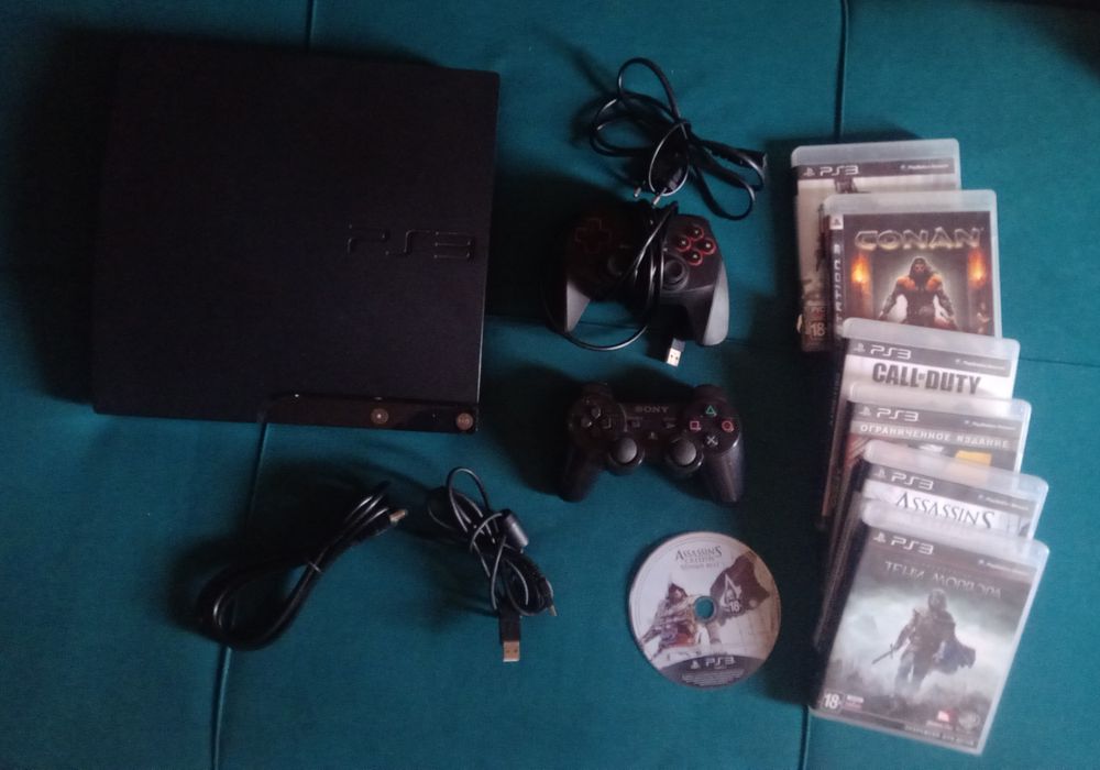 Консоль PS3 оригинал+диски 7шт