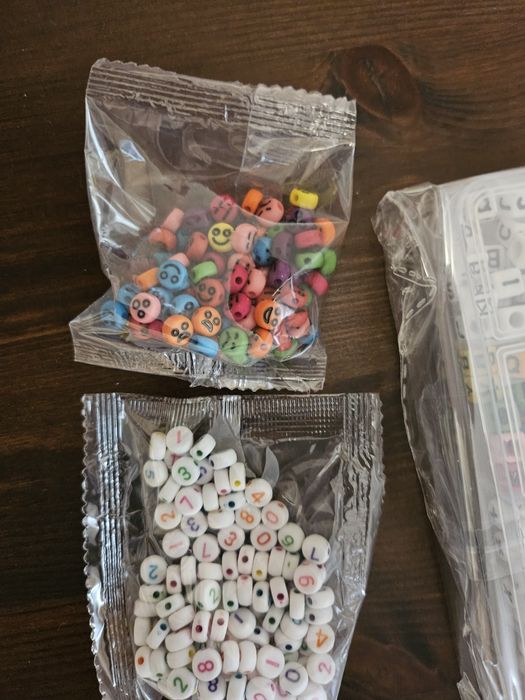 Mărgele pentru brățări