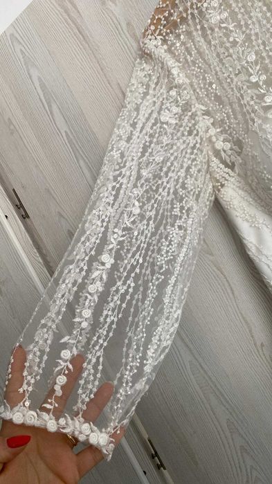 Vand Rochie de mireasa impreuna cu voal