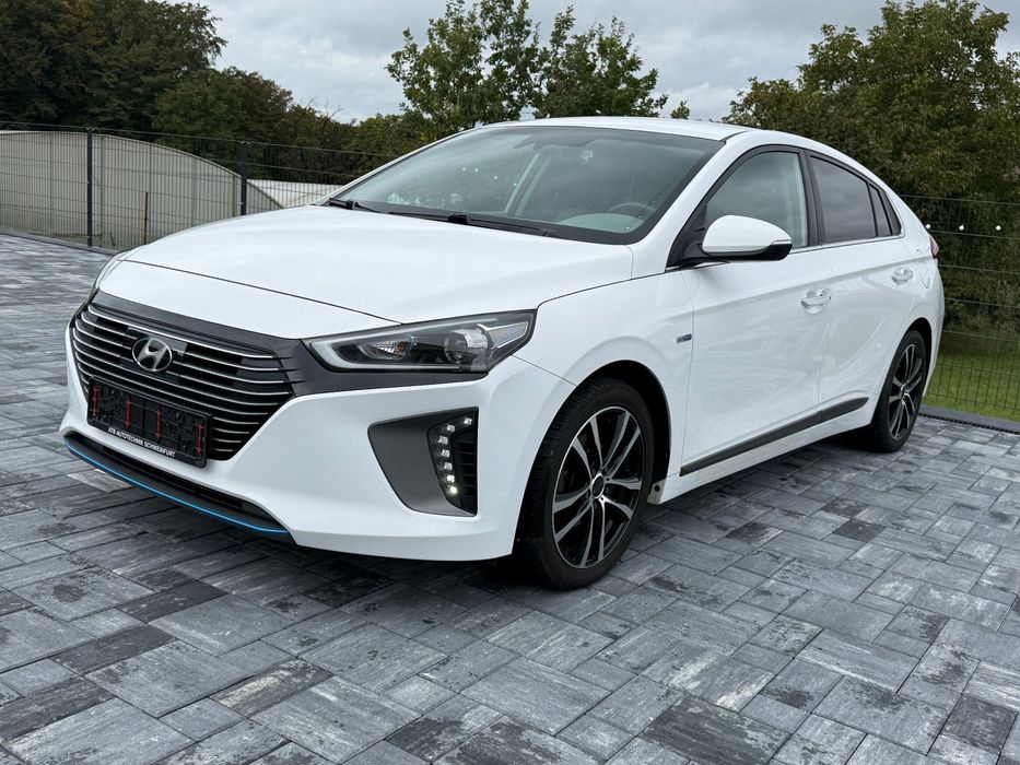 Hyundai IONIQ 2017 1.6 Hybrid 141 cp Euro 6 Led Navi Incalzire scaune si volan