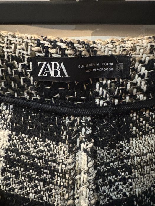 Pantaloni scurti Zara din tricot, marimea M