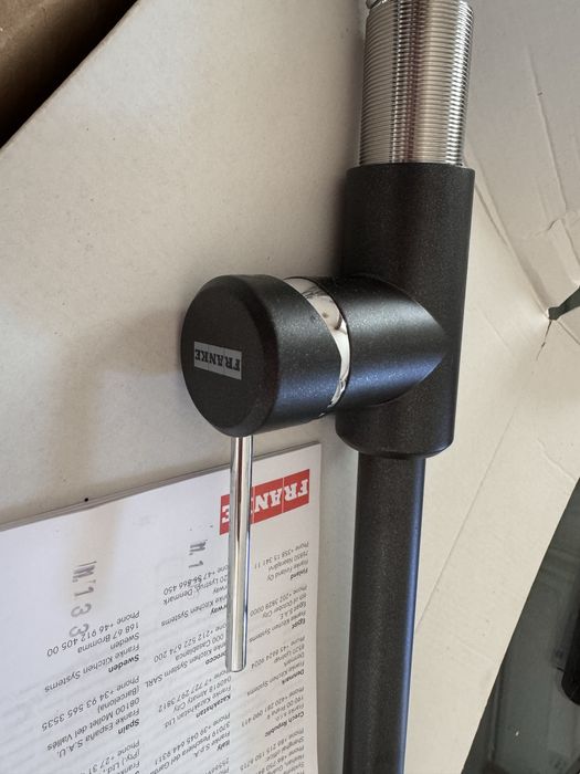 Baterie cu dus extractibil chiuveta bucatarie Franke Sirius Black