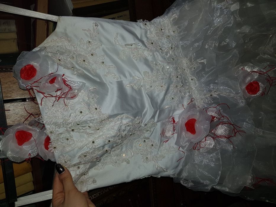 Продам платья 44-48 р-р