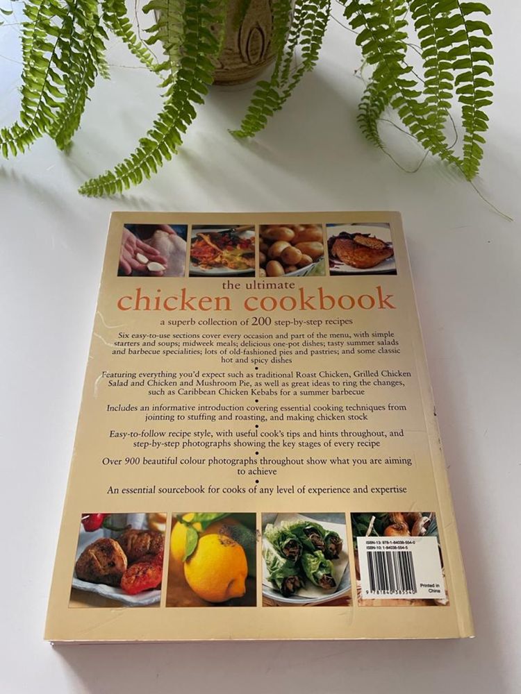 Carte retete: The Ultimate Chicken Cookbook