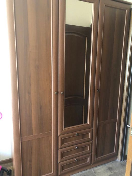 Продам шкаф