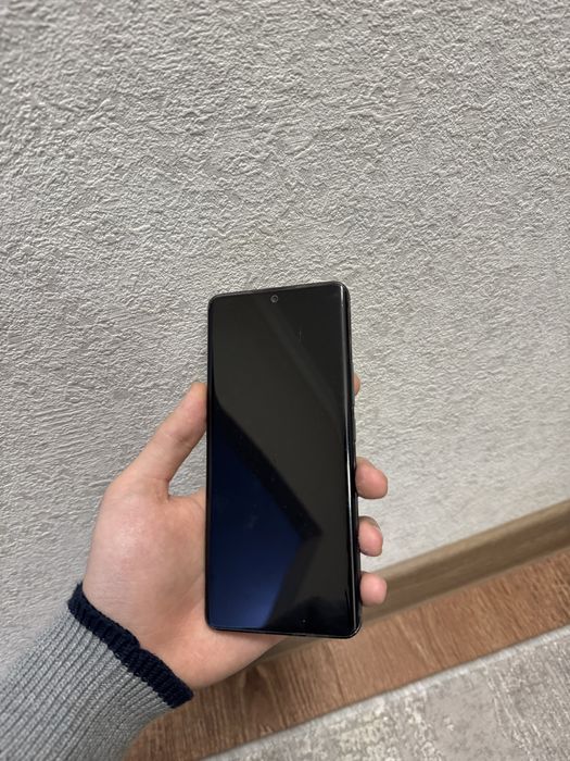Xiaomi 13 pro 12/256 ideal