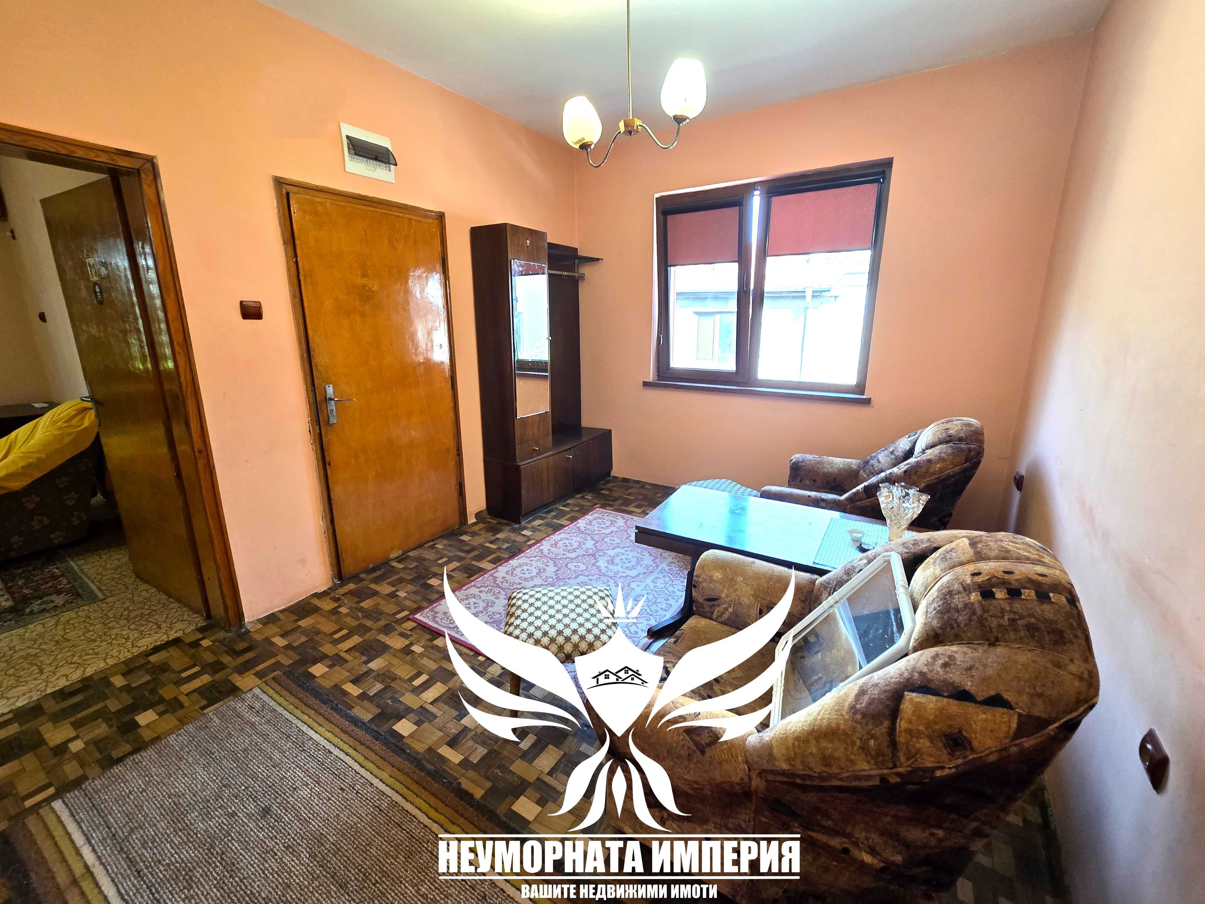 Под наем широк тристаен 92кв. 2 ет. в гр.Асеновгрд, широк център