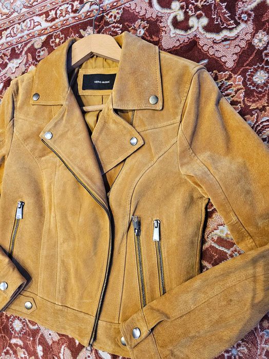 Велурено яке Vero moda - ново, с етикета, размер М