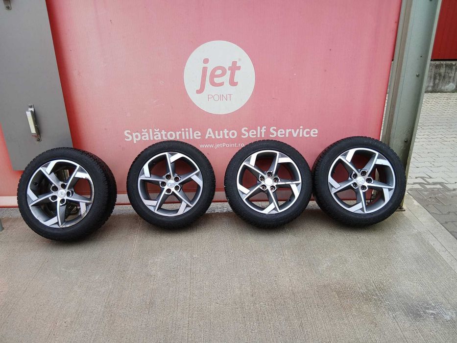 Jante aliaj originale Peugeot 508 si anvelope iarna 215 55 R17 Neg.