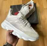 versace chain reaction