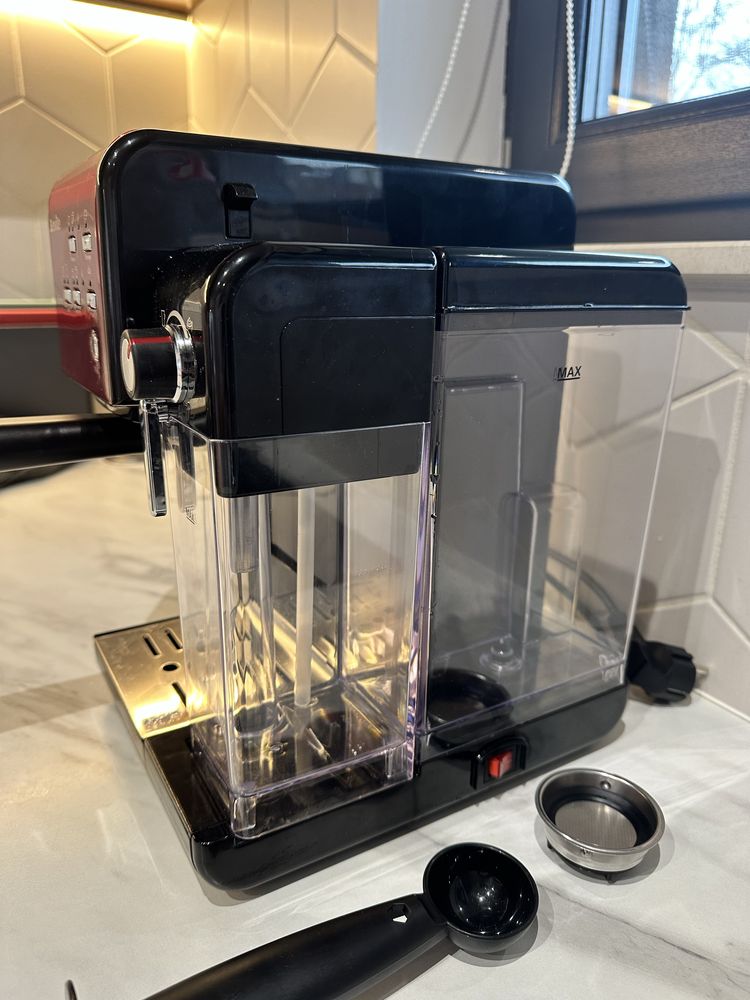 Vand Espressor Manual cu Lapte Prima Latte II Roșu Breville