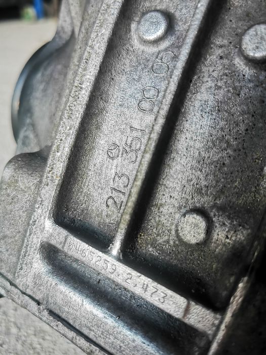 Grup diferential spate Mercedes E Class W213 A2133504507 Raport 2.473