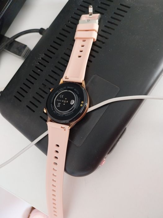 Smart часовник чисто нов
