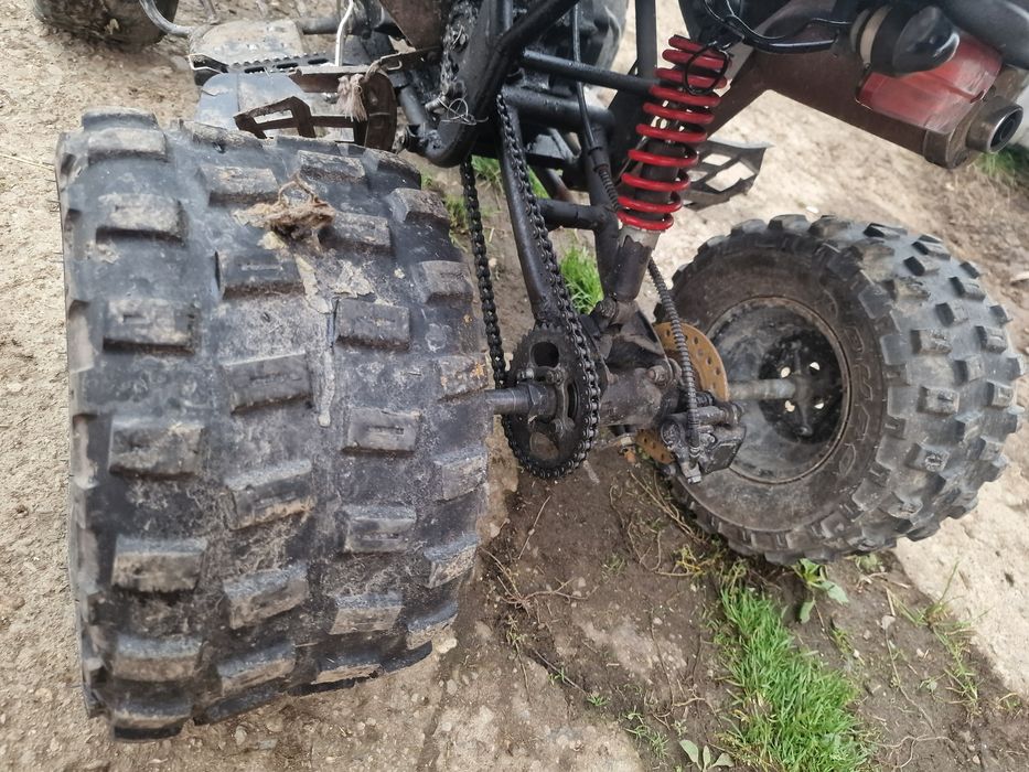 Vând atv pentru copii un Piaggio ceao de 50 si un scuter Piaggio de 50