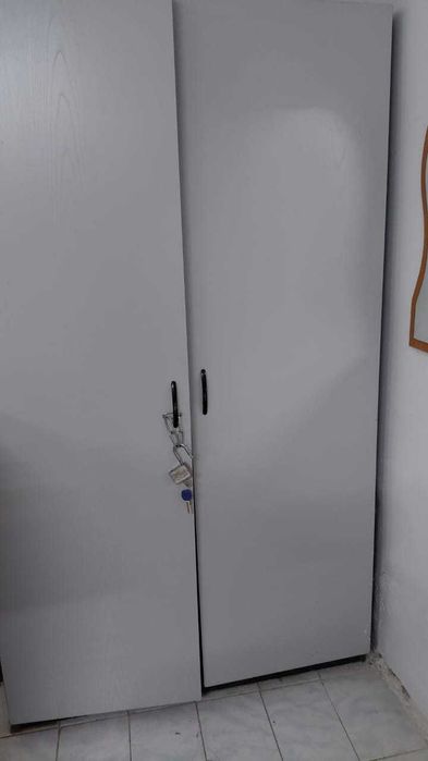 Шкаф  продам б\у