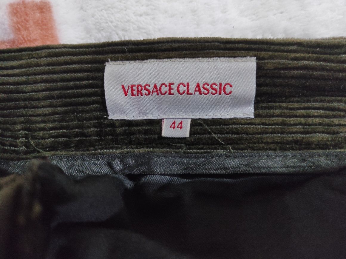 Vand pantaloni , blugi raiati Versace classic originali mărimea s