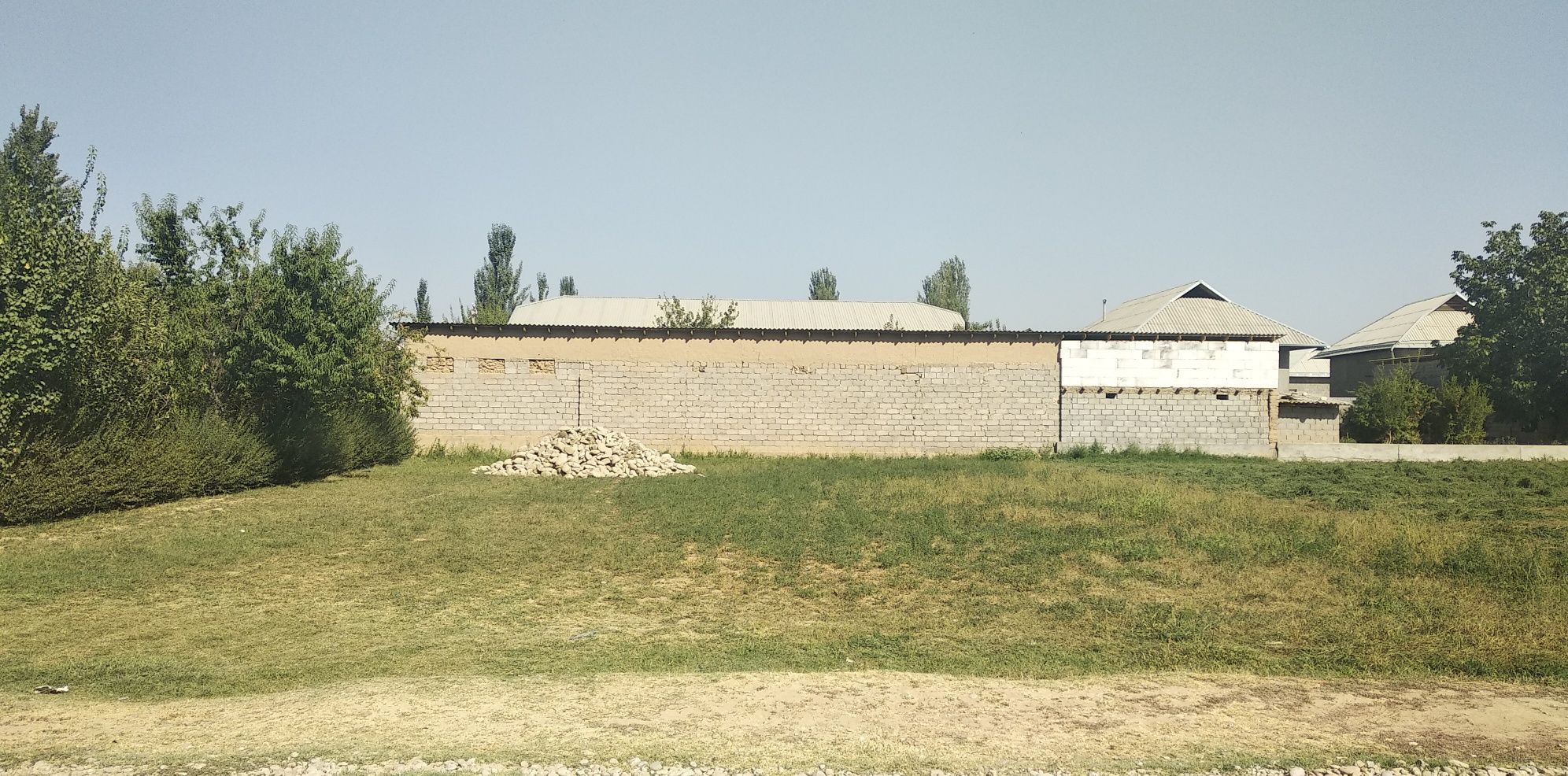 Yer sotiladi, Shaxrisabz tumani, Temirchi maxallasi.