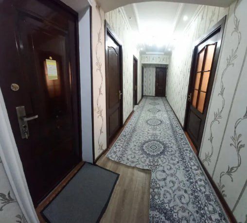 Срочно! Квартира на Ц15-Казах посольство 4/9/9 общ пл 100м