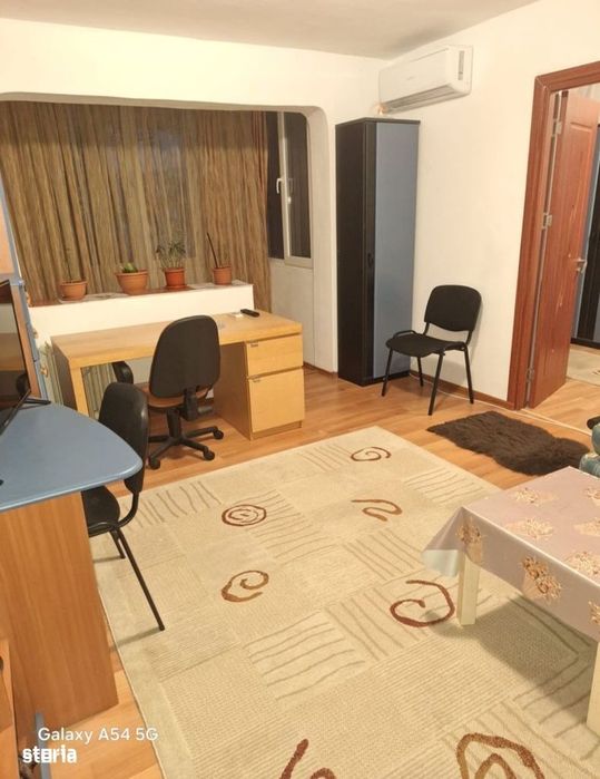 Apartament 2 camere semidecomandate în Craiovița Nouă,  zona Niella