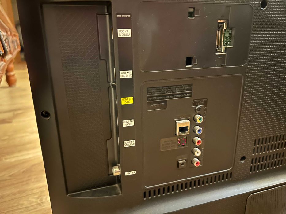 Televizor Samsung 80 cm Smart TV + telecomandă originala