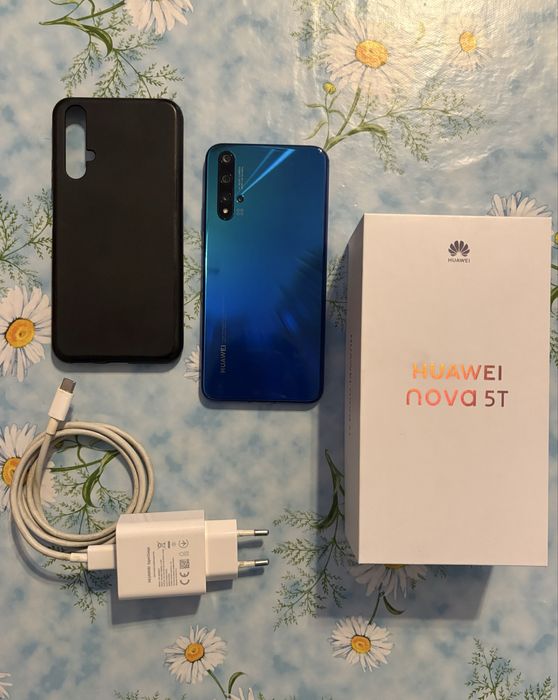 HUAWEI NOVA 5T с 2бр калъфи