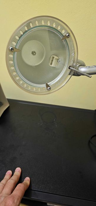 Осветителни тела тип  нощна лампа или за таван