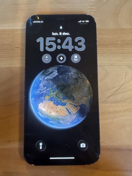 Vand iPhone 12 stare buna