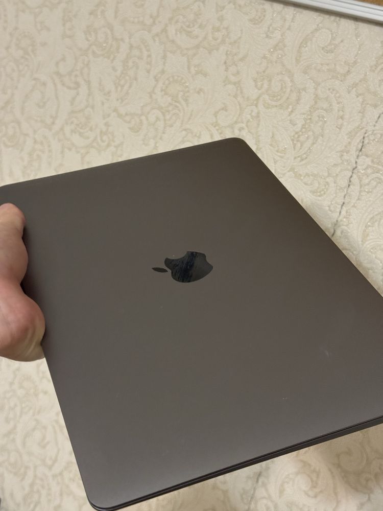 Macbook m1  (256gb)