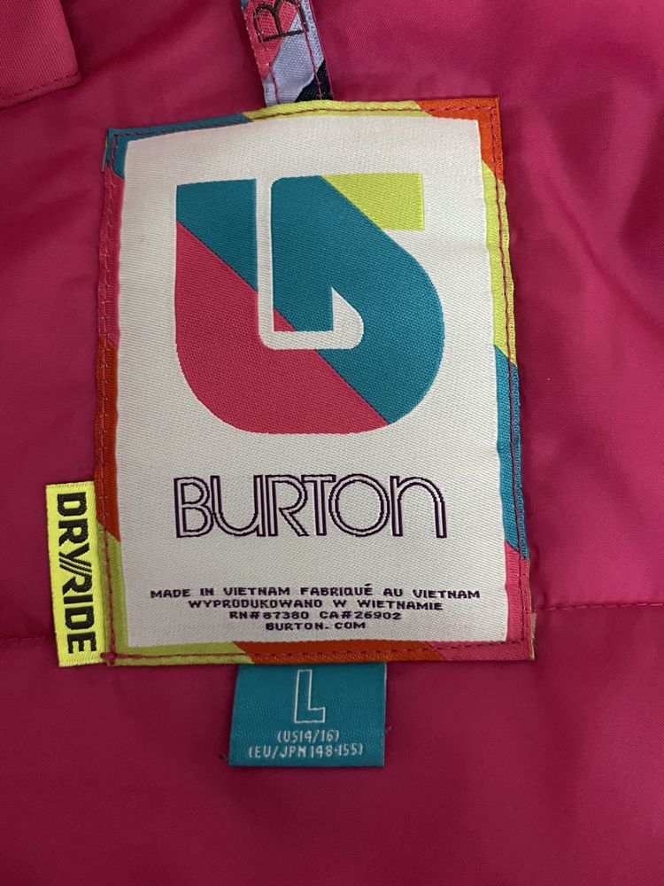 Зимняя сноубордическая куртка Burton.